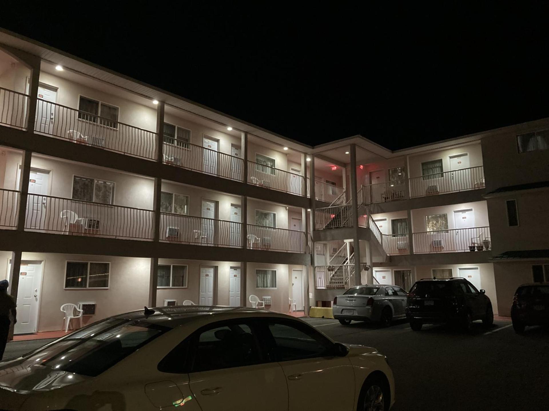 Motel 99 グランド・フォークス エクステリア 写真